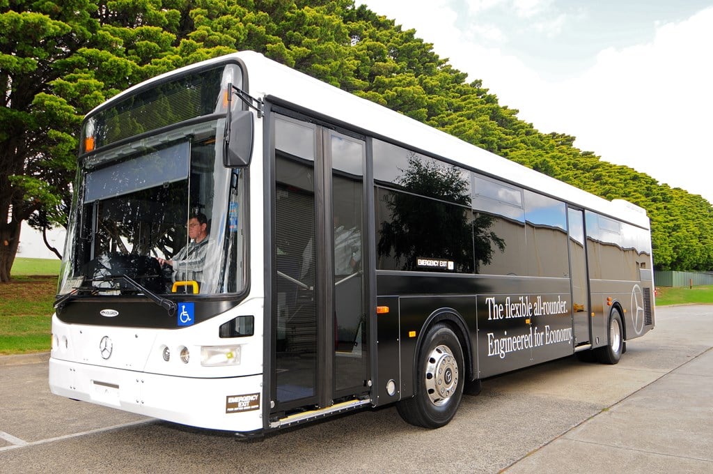 Bus O500 Mercedes-Benz O500U Review