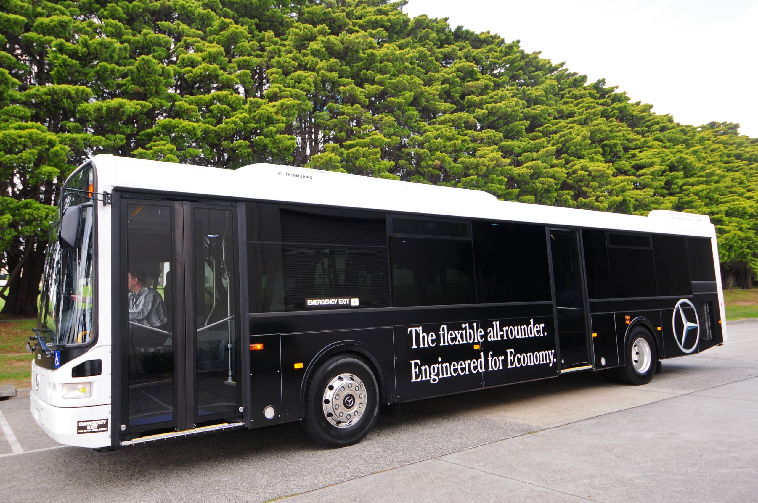 Bus O500 Mercedes-Benz O500U Review