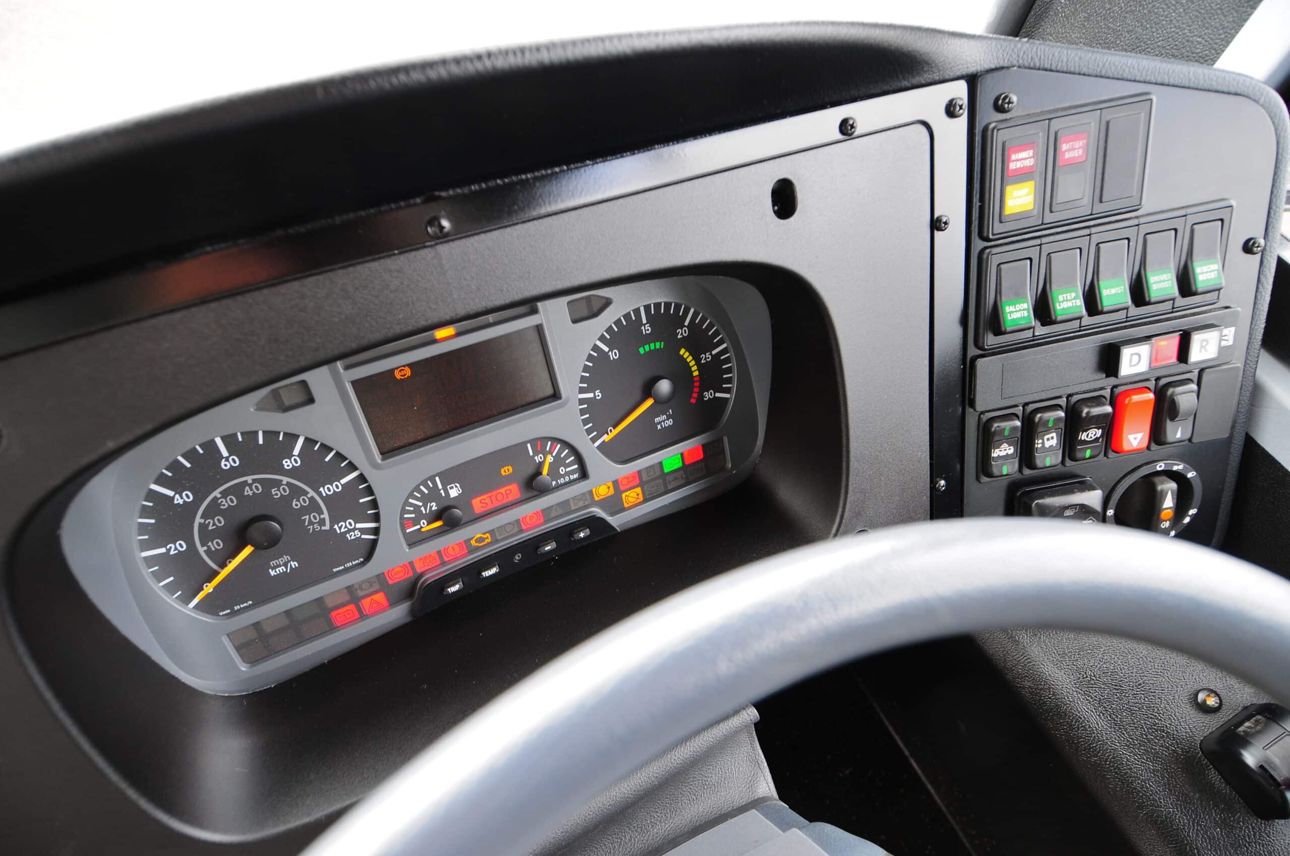Bus O500 Mercedes-Benz O500U Review