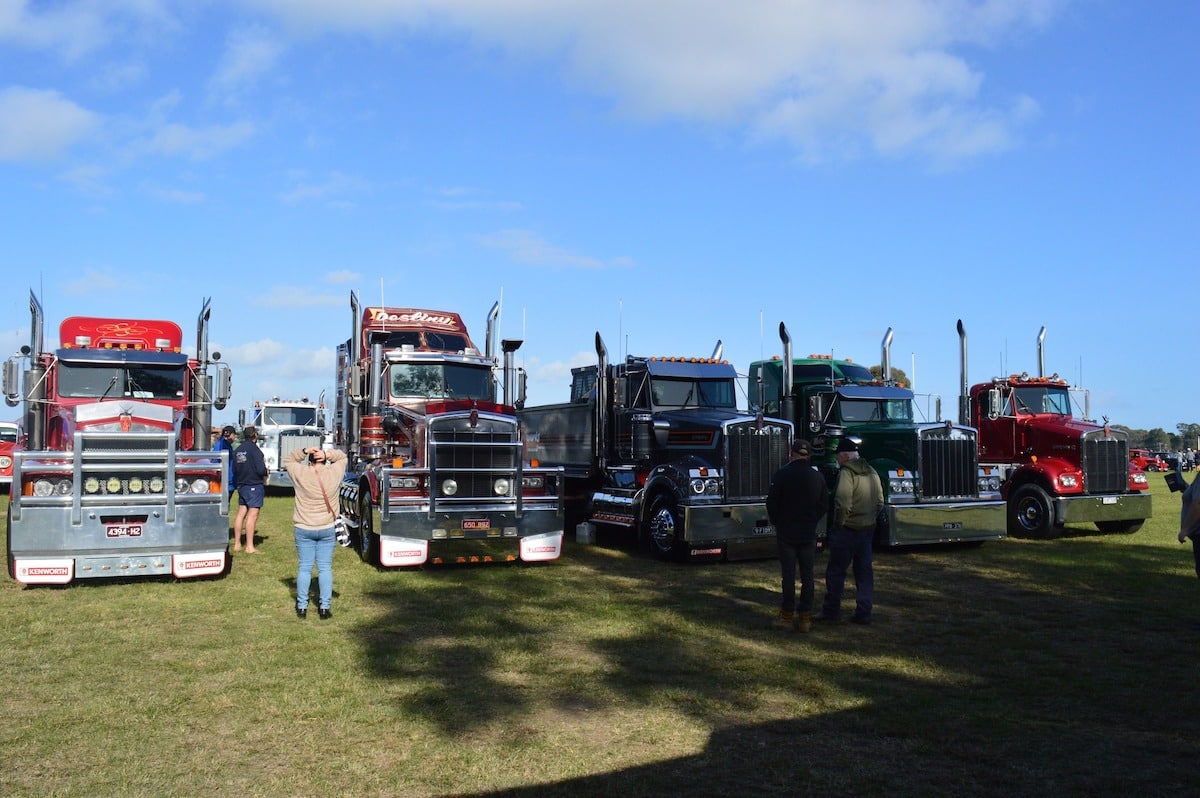 Rig Riders Rally Retro rigs take over Heyfield Vintage Machinery Rally